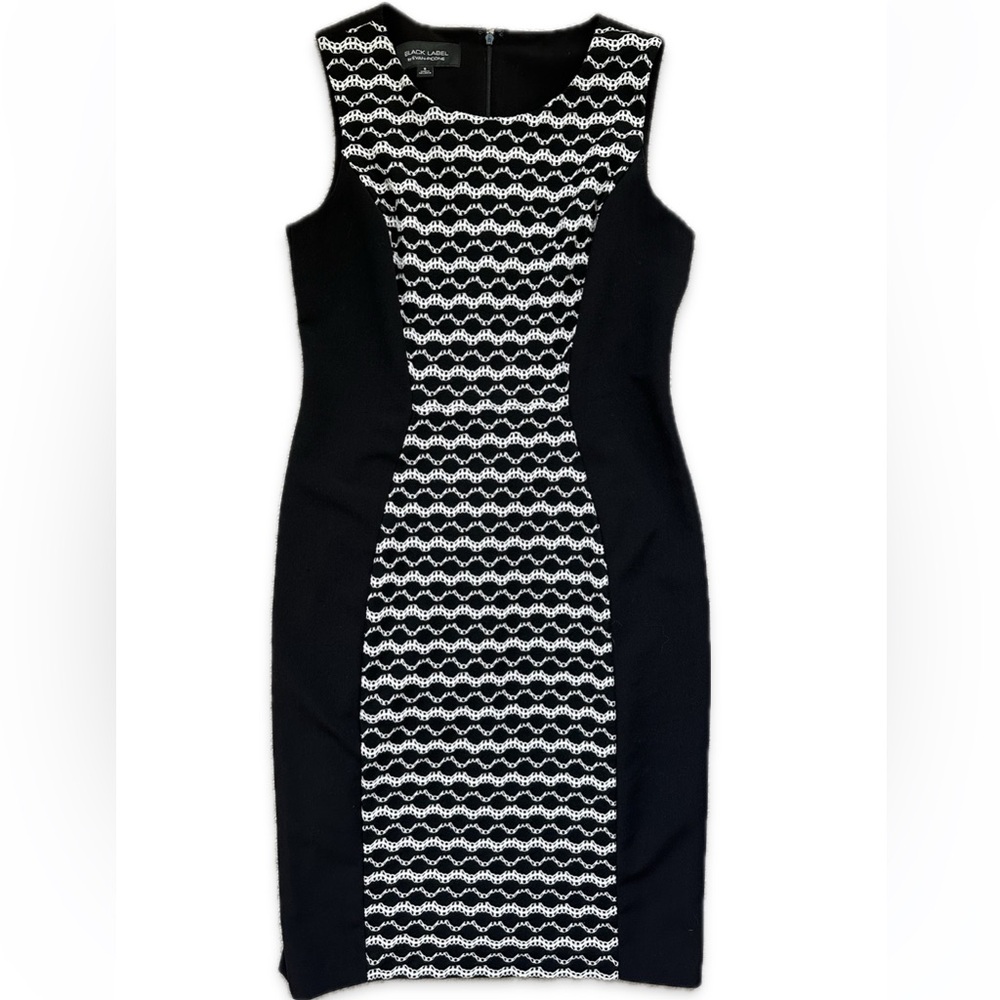 EUC Black Label by Evan Picone Elegant Black and White Sleeveless Dress